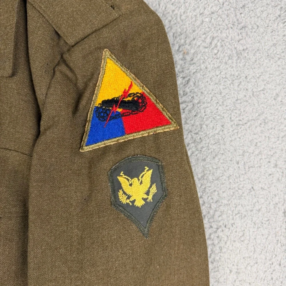 VTG Army Jacket Mens 36R Wool Military IKE Field Coat 50s Armored Patch
